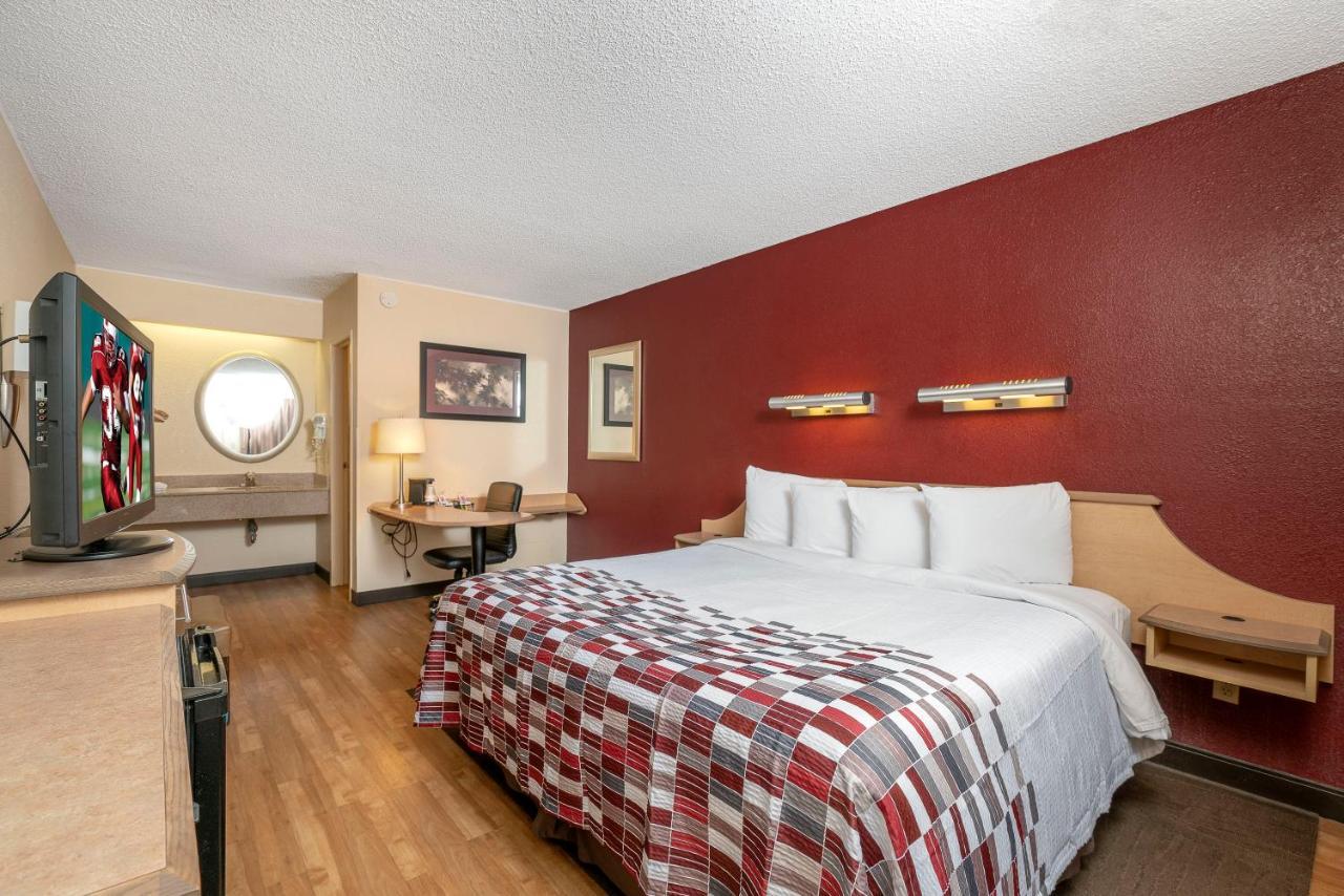 Red Roof Inn Detroit - Roseville St Clair Shores Esterno foto