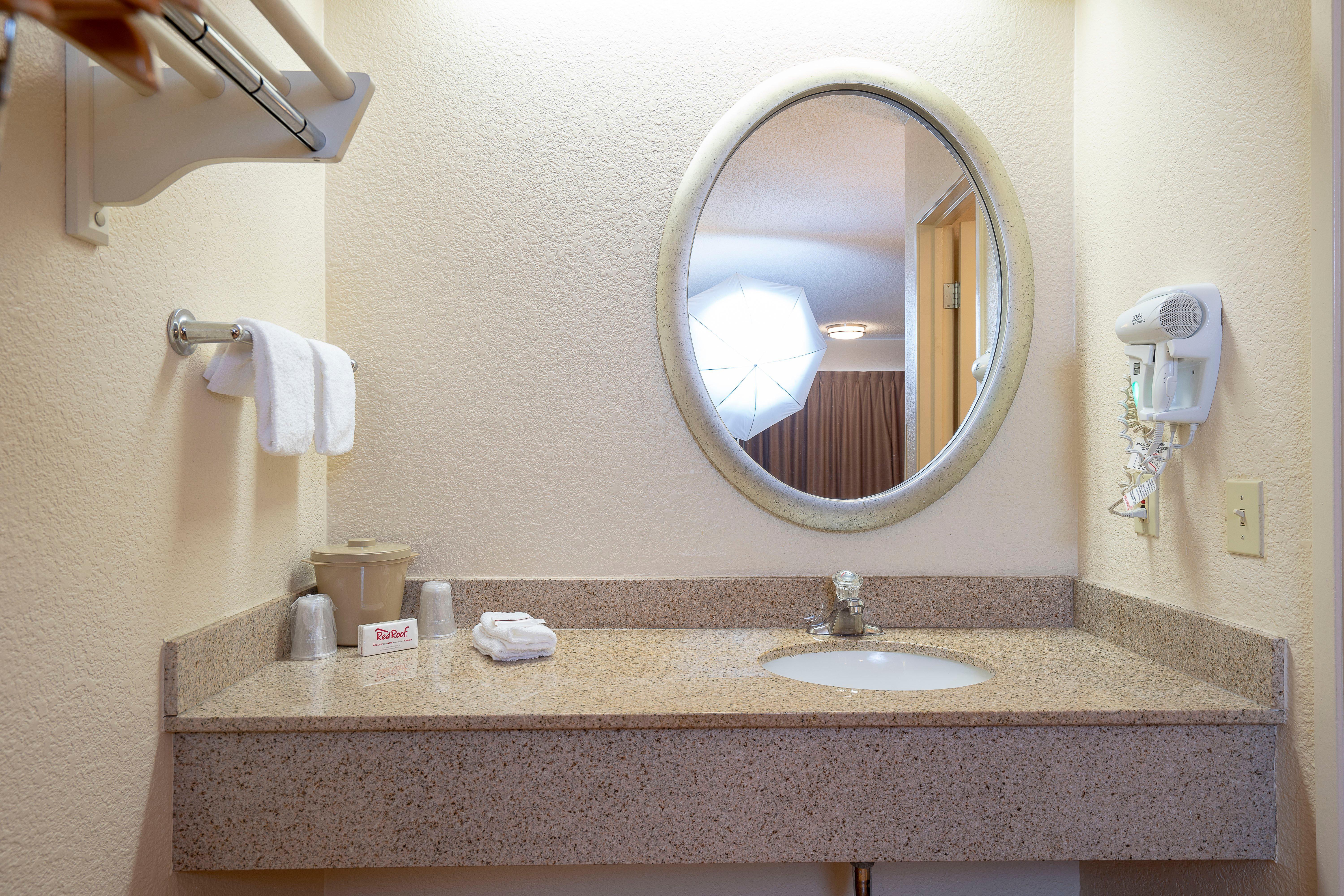 Red Roof Inn Detroit - Roseville St Clair Shores Esterno foto