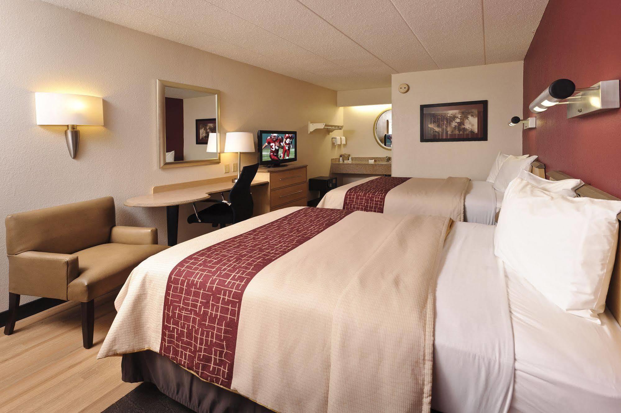 Red Roof Inn Detroit - Roseville St Clair Shores Esterno foto