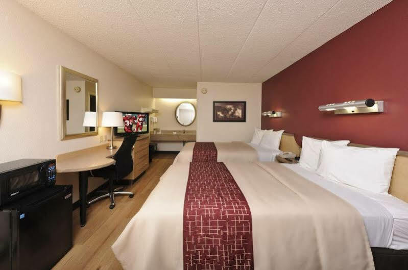Red Roof Inn Detroit - Roseville St Clair Shores Esterno foto